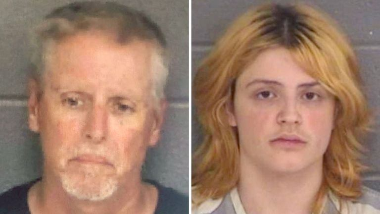 Los Gray: Padre e Hijo permanecerán en custodia por el tiroteo masivo en Apalachee High School. El padre habría regalado al hijo una AR-15 justo después de las denuncias de tiroteo masivo en 2023
