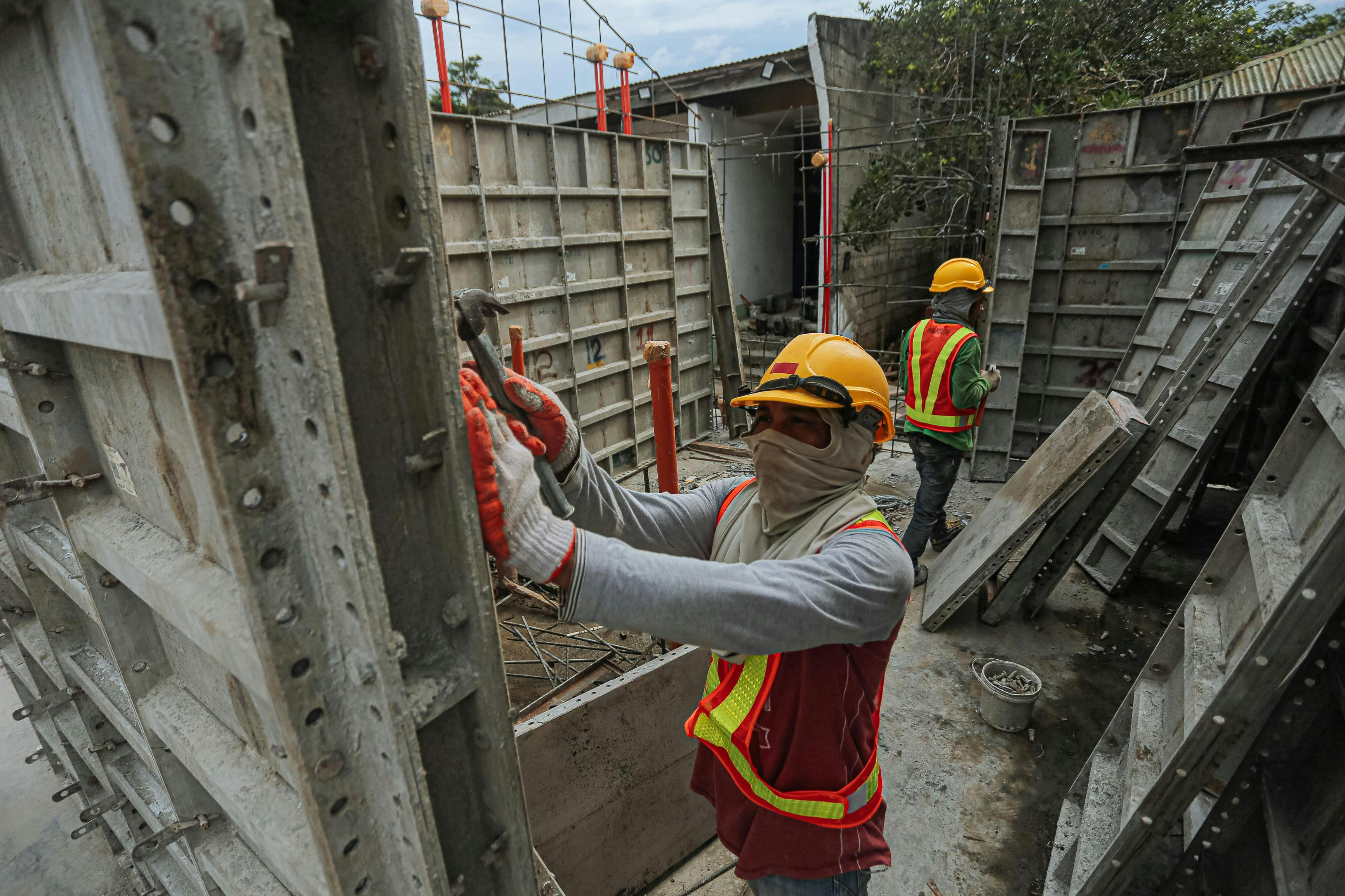 Pasa LaVoz Educa: Derechos de los Trabajadores Latinos SIN IMPORTAR tu estatus migratorio