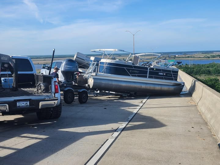 Accidente de tránsito en el Puente Talmadge detiene el tráfico por más de 1 hora