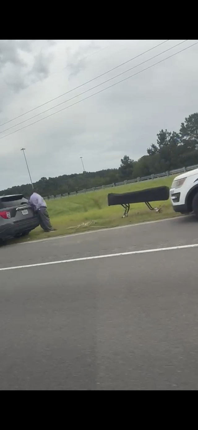Autoridades del Condado de Chatham confirman a PLVN que un cuerpo fue encontrado en Veterans Parkway la mañana de este lunes